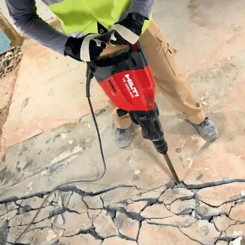 Демонтаж бетонной стяжки (пола)